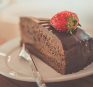 Chocolate wedding cake serve